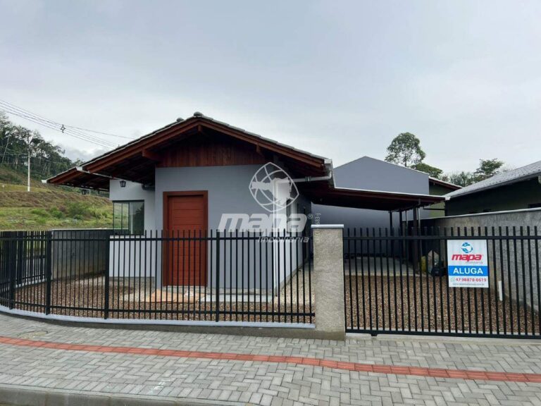 Casa para aluguel no Carijós: Fachada da casa
