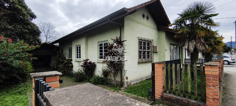 Terreno Urbano à venda no Pomeranos: