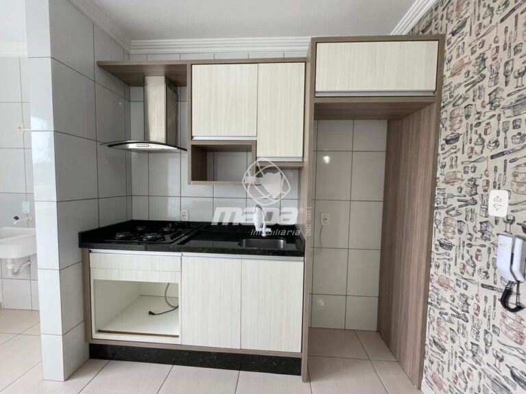 Apartamento para aluguel no Tapajós: Verso Cozinha