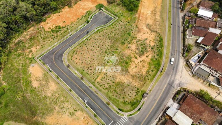 Terreno Urbano à venda no Itoupava Central: