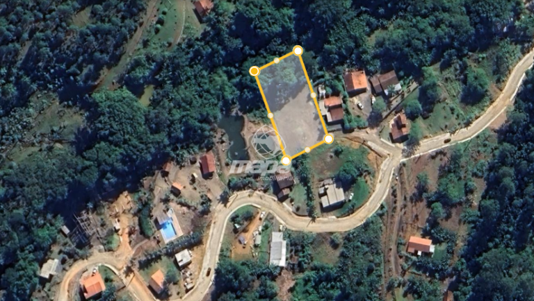 Terreno Urbano à venda no Rodeio 12: