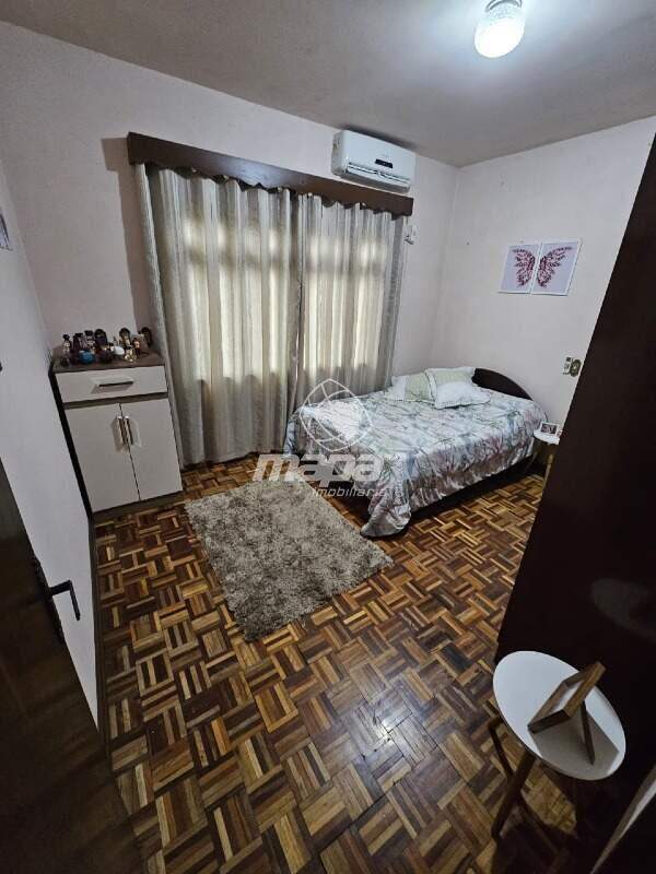 Casa comercial à venda no Capitais :
