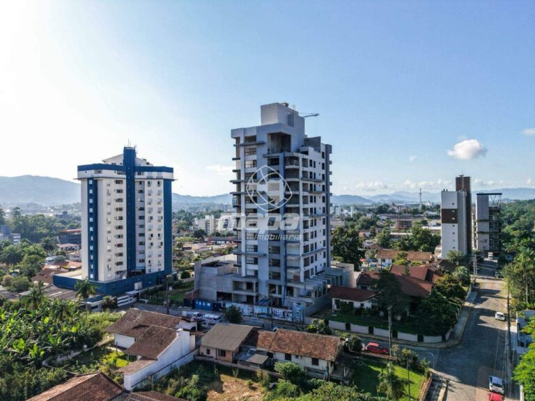Apartamento à venda no Capitais :