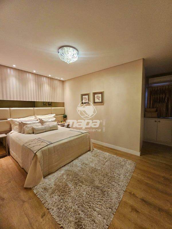 Apartamento à venda no Capitais :