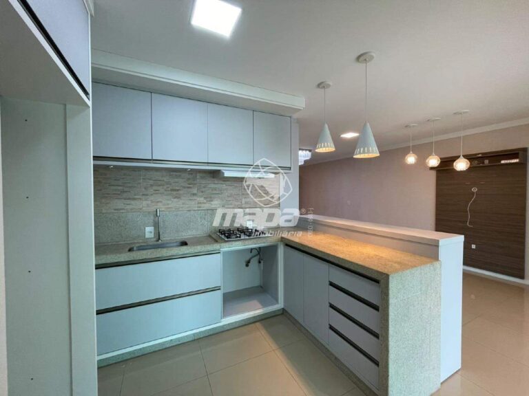Apartamento para aluguel no Nações: Verso Cozinha