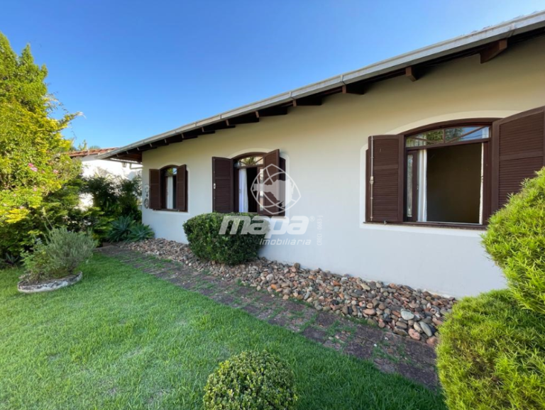 Casa à venda no Nações: