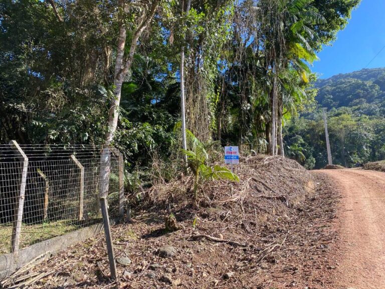 Terreno Rural à venda no Tiroleses: