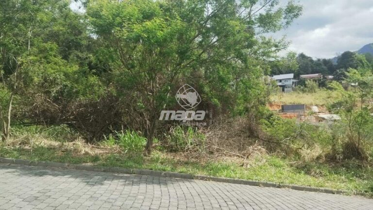 Terreno Urbano à venda no Warnow:
