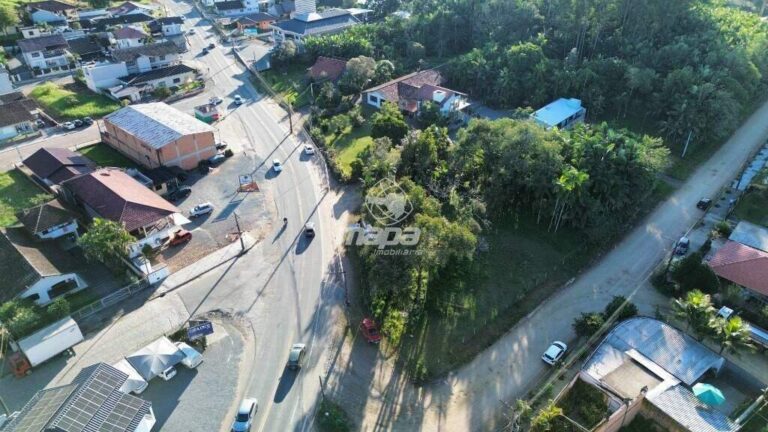 Terreno Urbano à venda no Padre Martinho Stein: