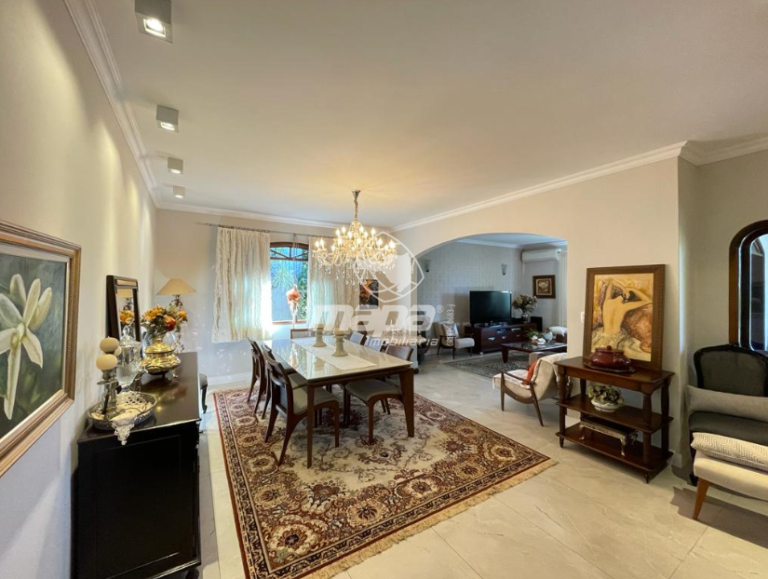 Casa à venda no Nações: