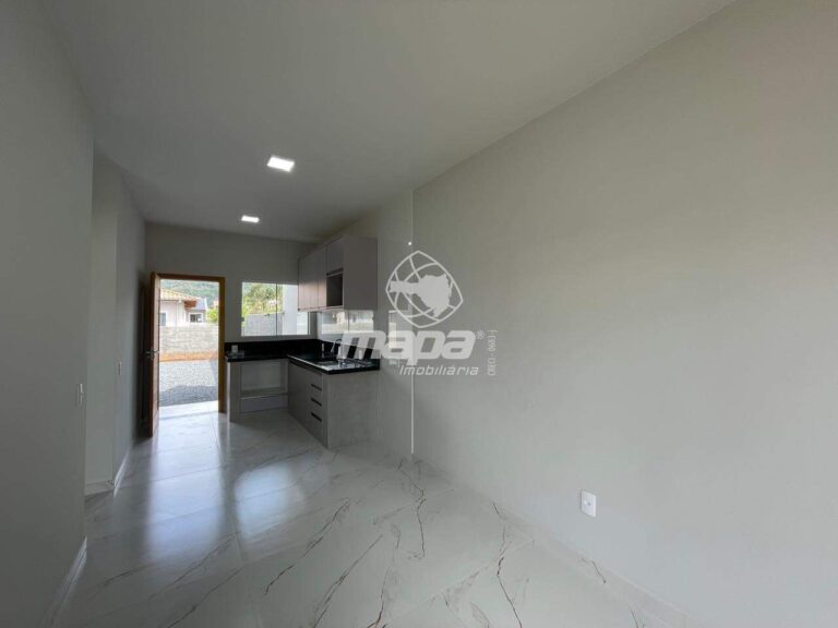 Casa para aluguel no Estrada das Areias: Sala