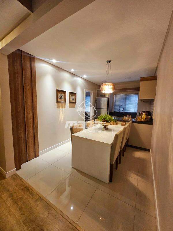 Apartamento à venda no Capitais :