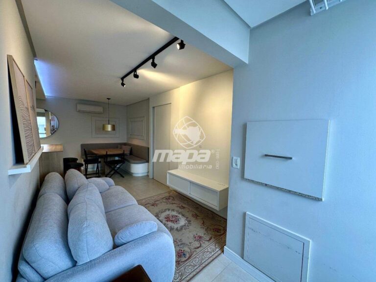 Apartamento para aluguel no Itoupava Seca: Sala de Estar e Jantar Verso