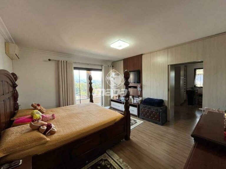Casa à venda no Quintino :