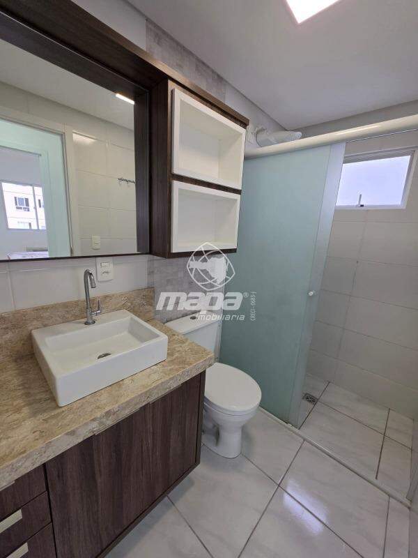 Apartamento para aluguel no Água Verde: Banheiro