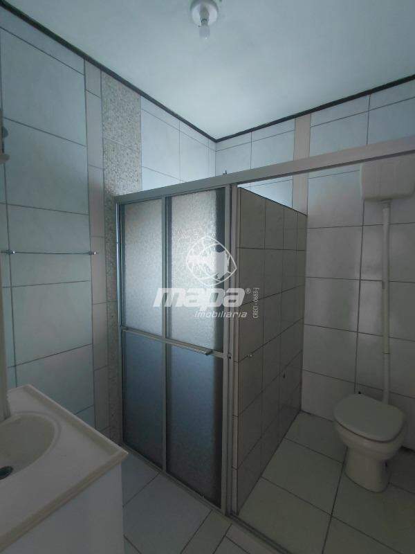 Casa para aluguel no Benedito: Banheiro social