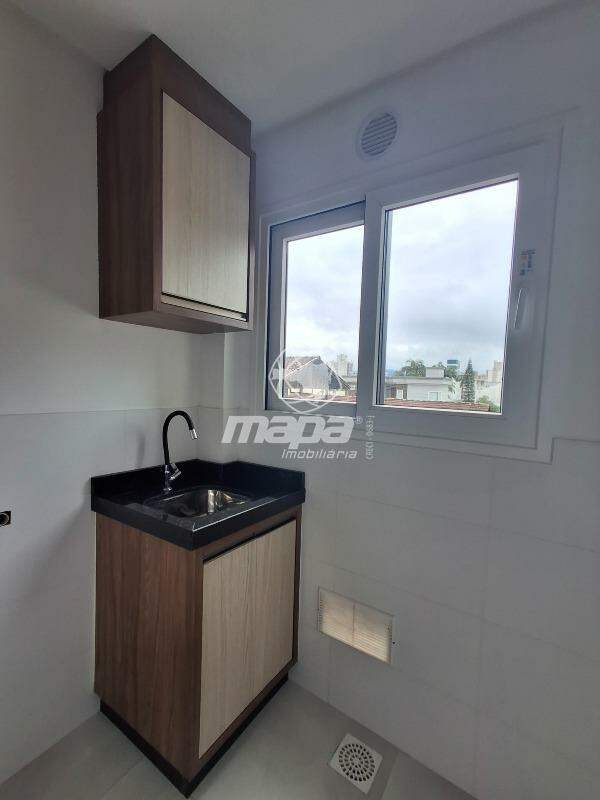 Apartamento para aluguel no Rio Morto: Área de serviços