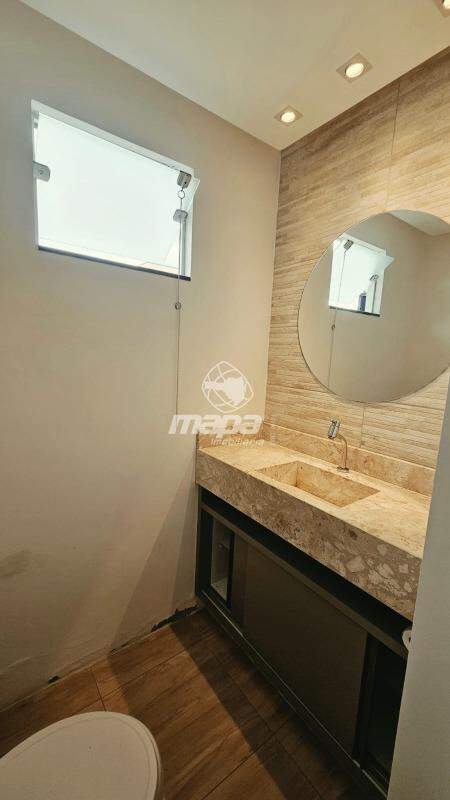 Casa para aluguel no Passo Manso: Lavabo