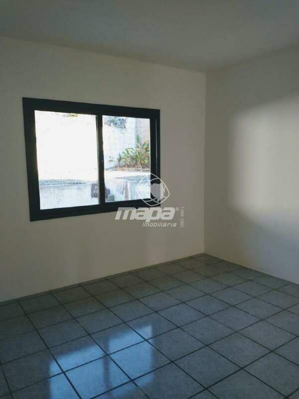 Casa à venda no Araponguinhas: