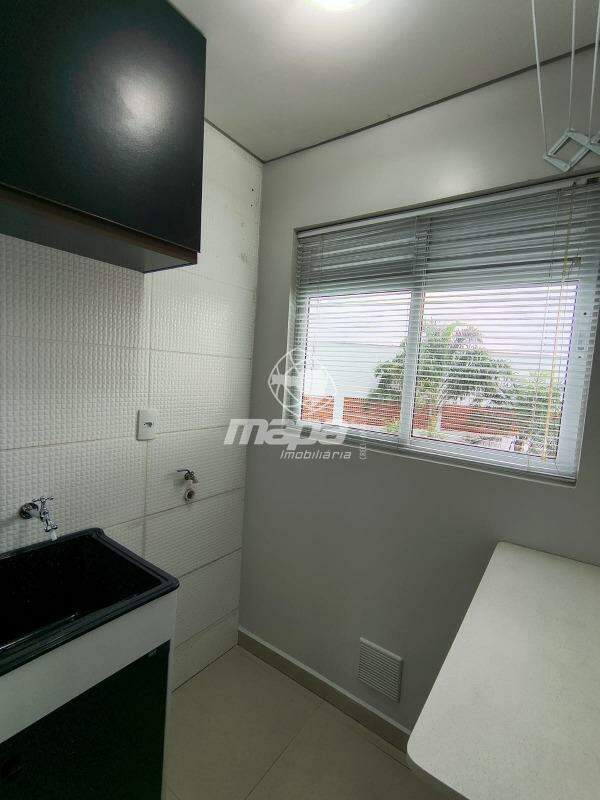 Apartamento para aluguel no Estados: Área de serviço