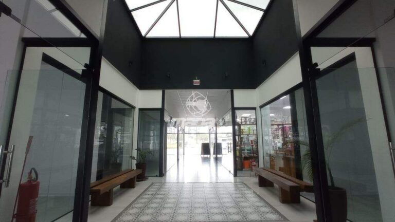 Sala Comercial para aluguel no Imigrantes: Corredor salas