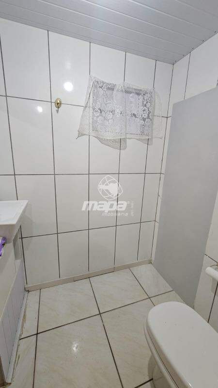 Casa para aluguel no Escola Agrícola: Banheiro Social