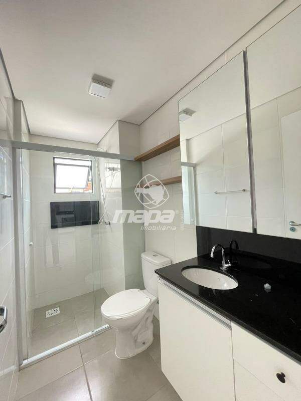 Apartamento para aluguel no Água Verde: Banheiro Social