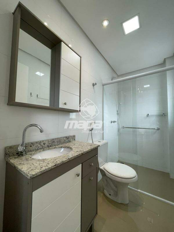 Apartamento para aluguel no Nações: Banheiro Suíte 01