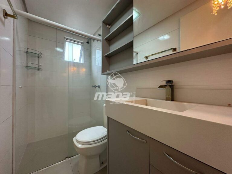 Apartamento para aluguel no Escola Agrícola: Banheiro suite