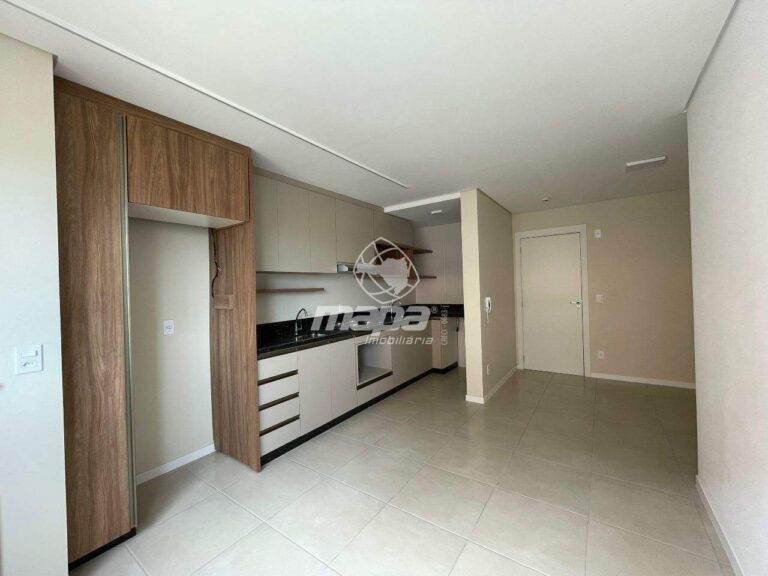 Apartamento para aluguel no Água Verde: Sala e cozinha