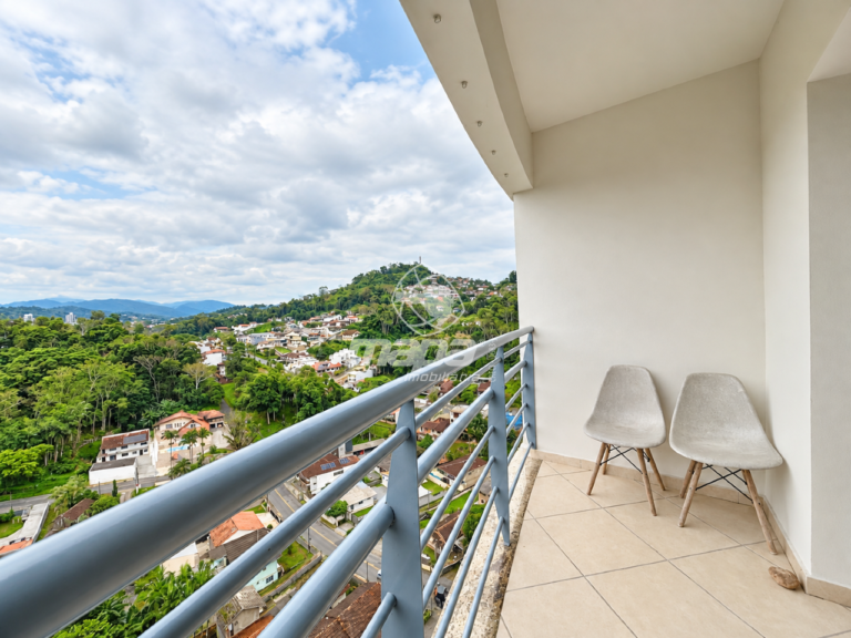 Apartamento para aluguel no Escola Agrícola: Sacada