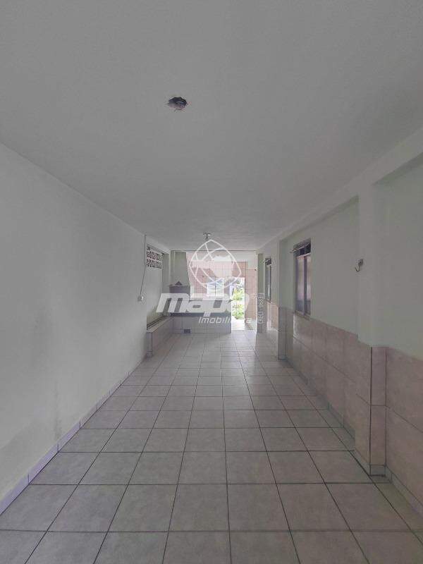 Casa para aluguel no Benedito: Garagem inferior