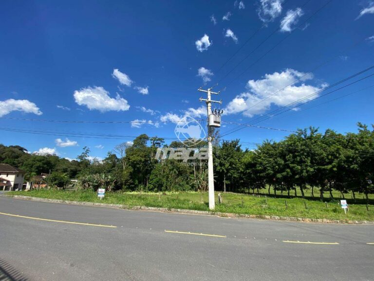 Terreno Urbano à venda no Estados: