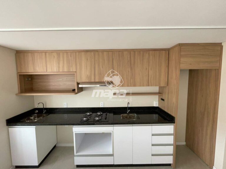 Apartamento para aluguel no Água Verde: Cozinha