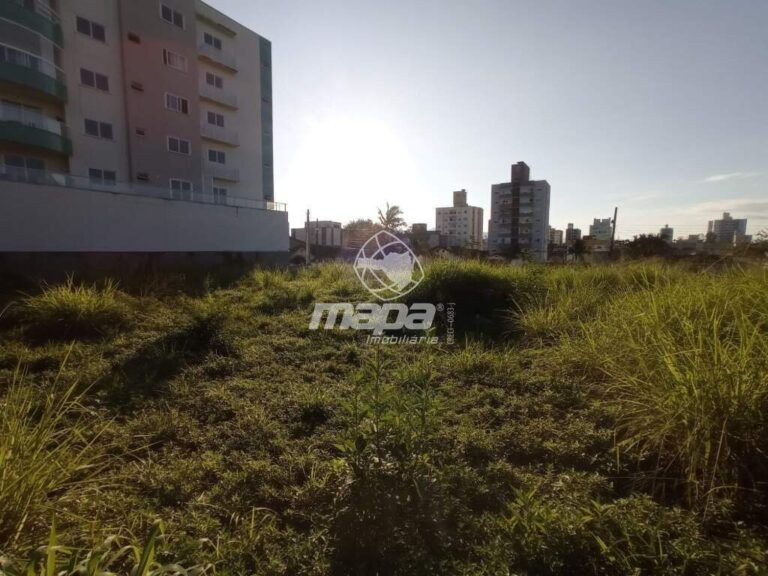 Terreno Urbano para aluguel no Nações:
