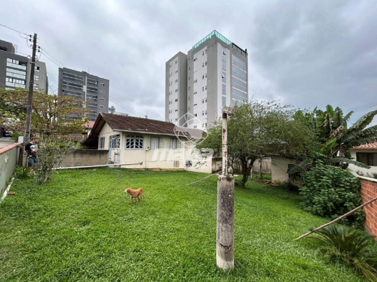 Casa à venda no Nações: