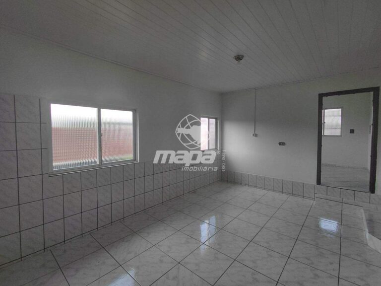 Casa para aluguel no Benedito: Sala de jantar