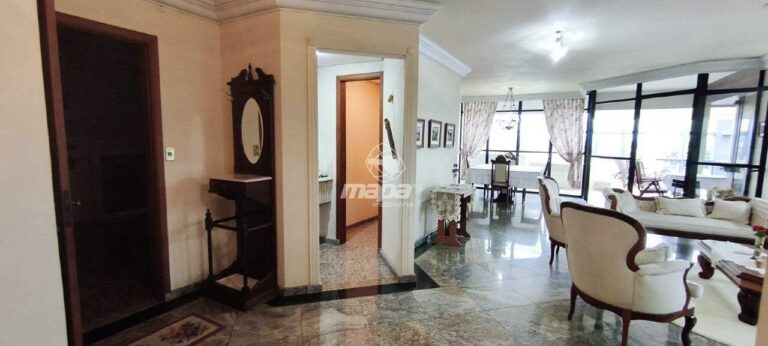 Apartamento à venda no Centro :
