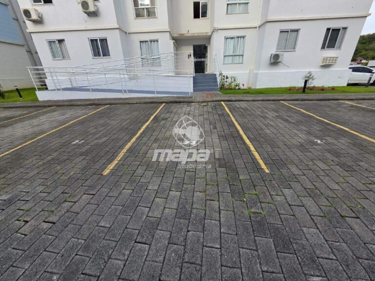 Apartamento para aluguel no Água Verde: Vaga