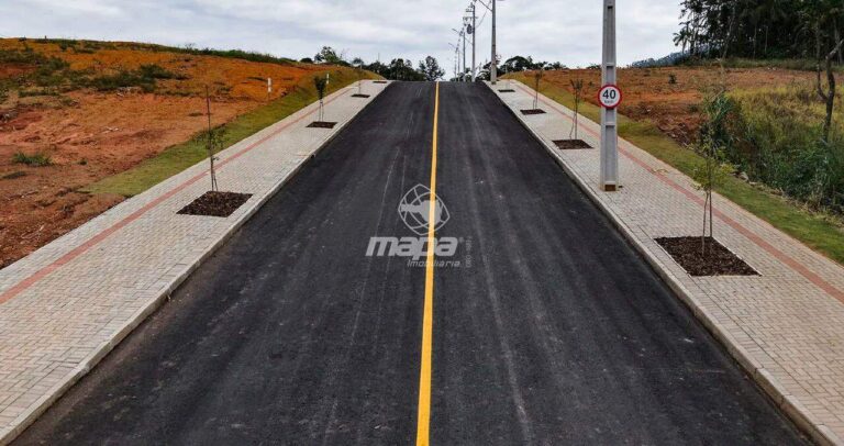 Terreno Urbano à venda no Araponguinhas: