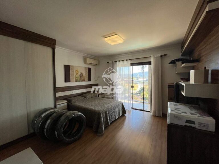 Casa à venda no Quintino :