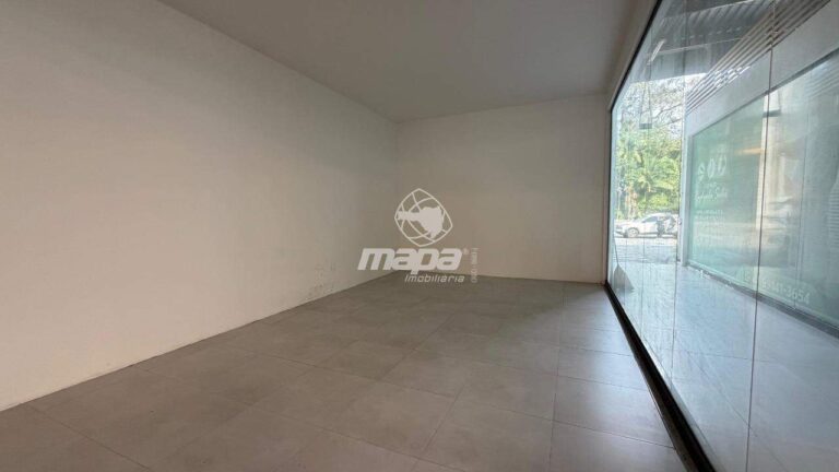 Sala Comercial para aluguel no Centro: Sala verso