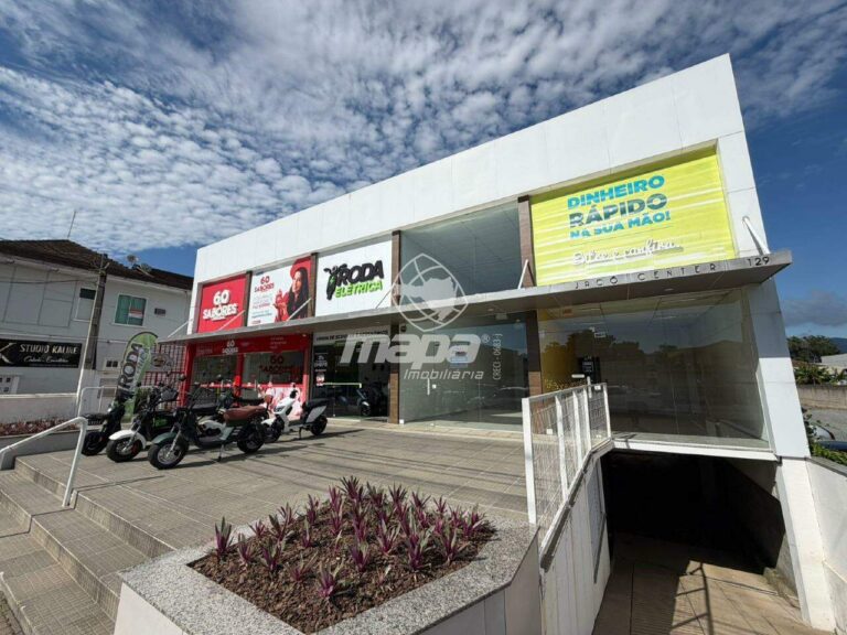 Sala Comercial para aluguel no Centro: Frente prédio comercial