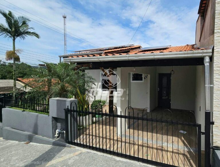 Casa para aluguel no Passo Manso: Fachada