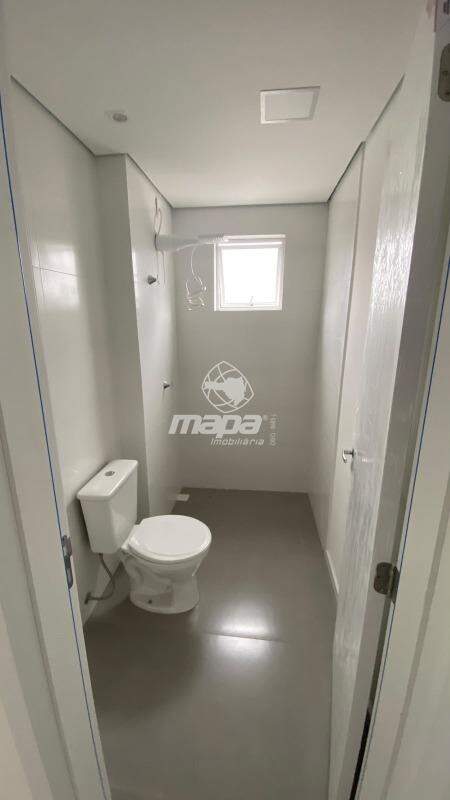 Apartamento para aluguel no Fortaleza Alta: Banheiro
