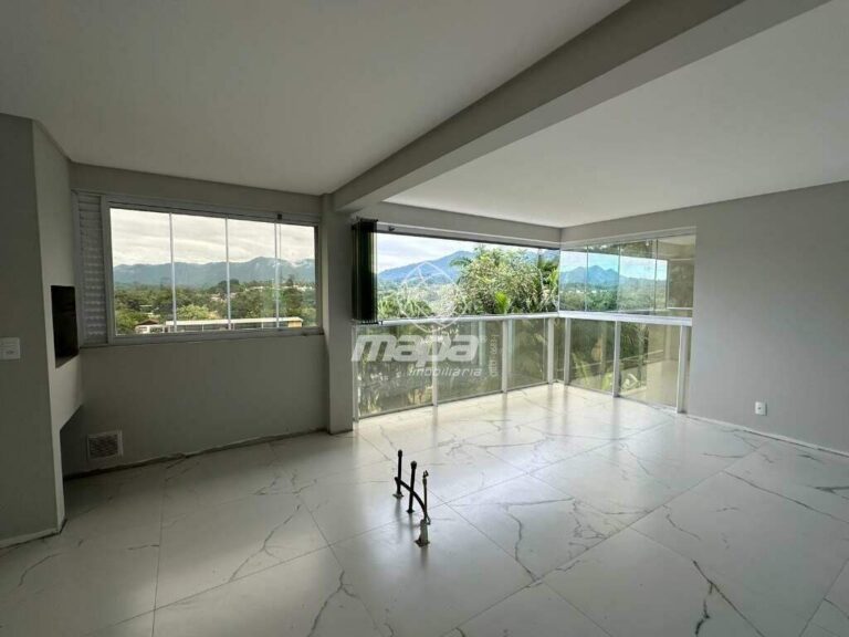 Apartamento à venda no Capitais :