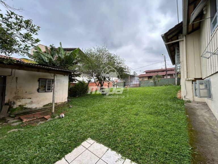 Casa à venda no Nações: