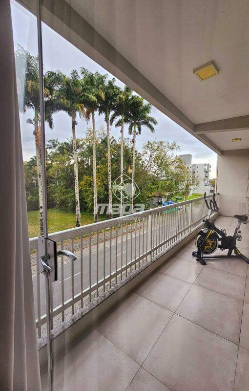 Apartamento à venda no Capitais :