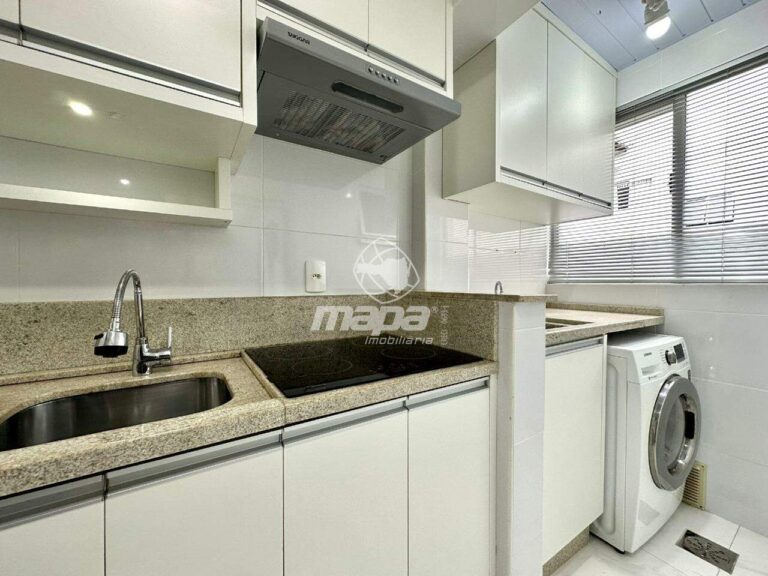 Apartamento para aluguel no Água Verde: cozinha