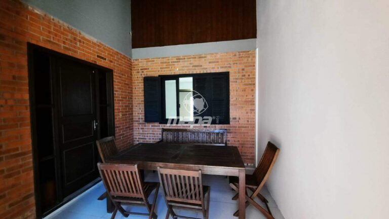 Casa comercial para aluguel no Centro : Sala hall lateral